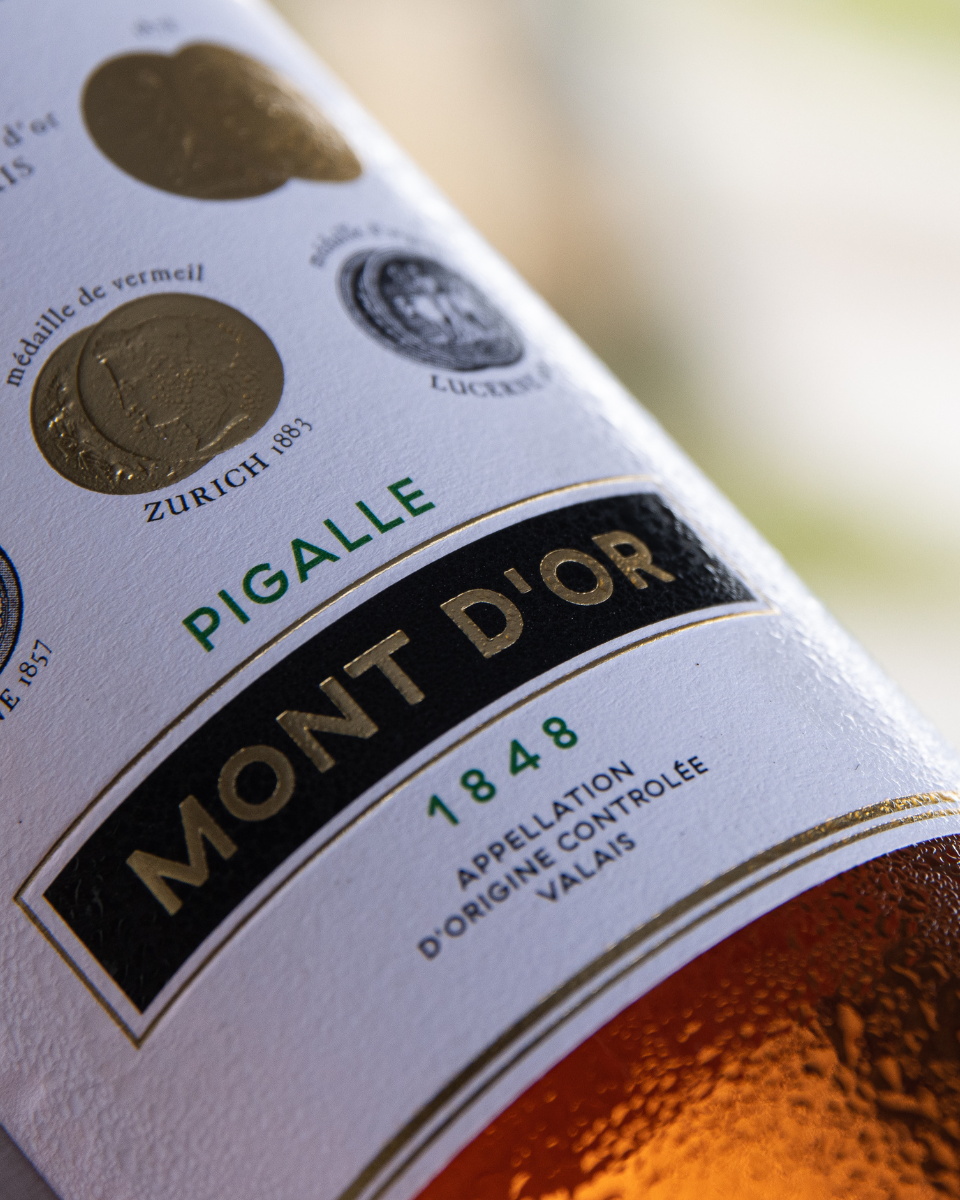 bouteille de rosé pigalle