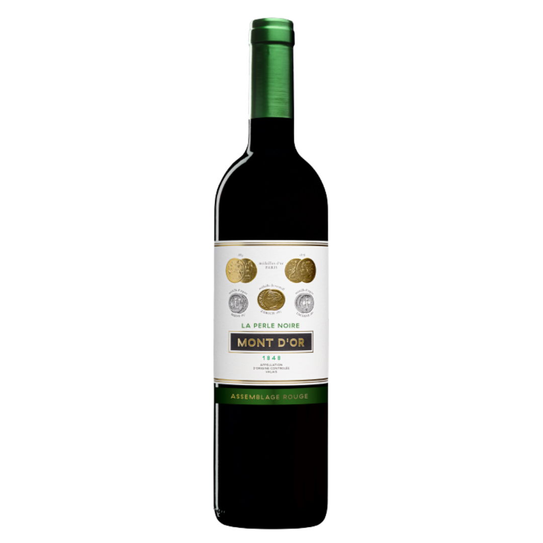 A bottle of red wine labeled "Assemblage Rouge “La Perle Noire”, Vin Rouge Suisse , AOC Valais , 75 cl" with three gold medals, including the Expovina Wine Trophy 2023, produced by Domaine du Mont d'Or